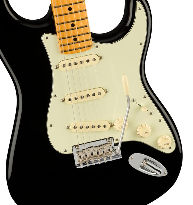 American Professional II Stratocaster Maple Fingerboard Black