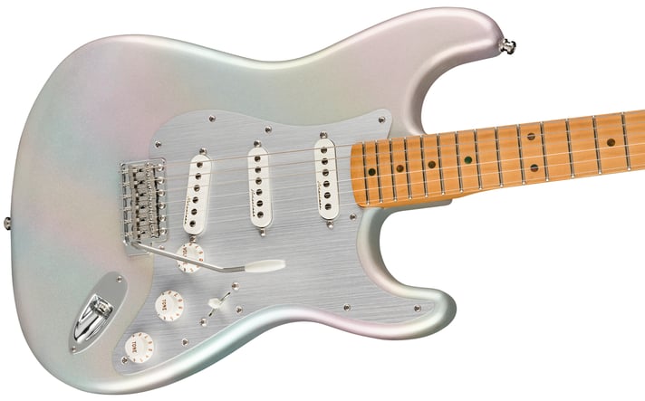 H.E.R. Stratocaster Maple Fingerboard Chrome Glow