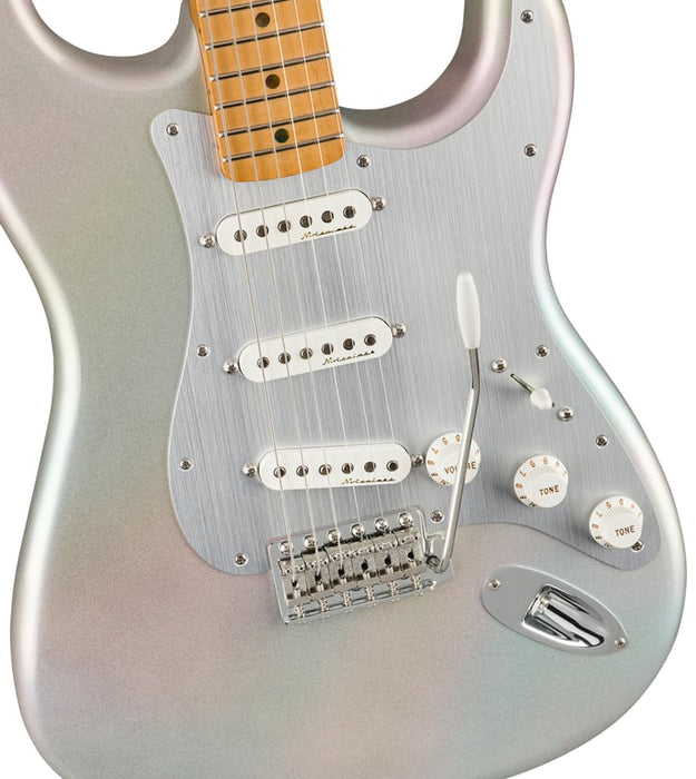 H.E.R. Stratocaster Maple Fingerboard Chrome Glow