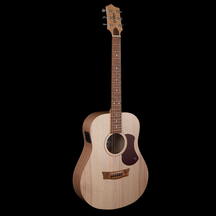 Pratley Entertainer Series Stage Solid Bunya Top, Solid Qld Maple Back & Sides w/ Cutaway w/ Pickup w/ Case