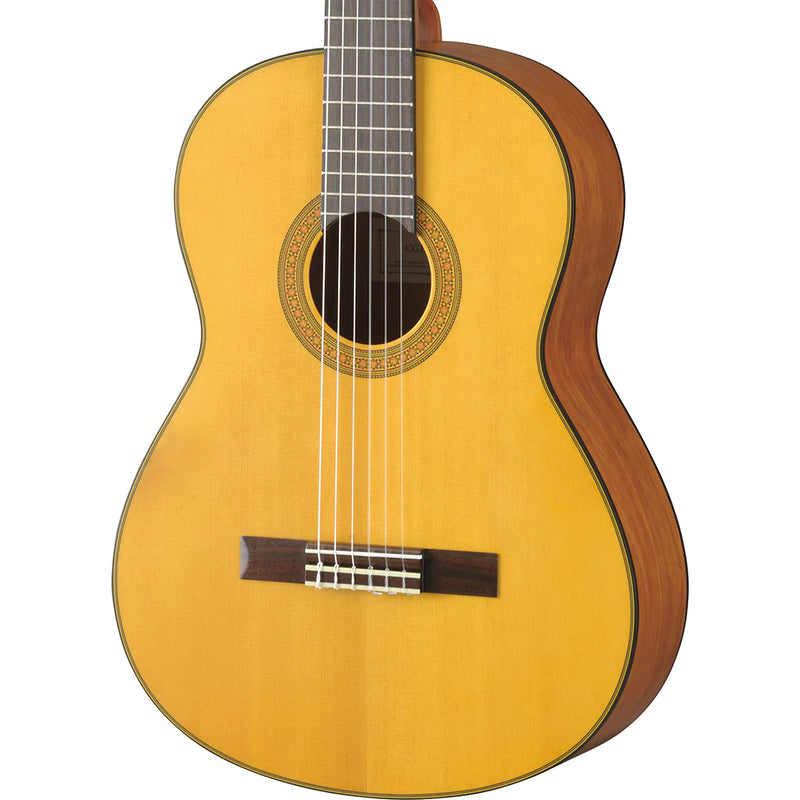Yamaha CG122 Classical Guitar – Solid Spruce Top, Rosewood Fingerboard, Matte Finish