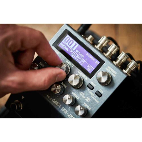 Boss IR-200 – Amp and IR Cabinet Pedal