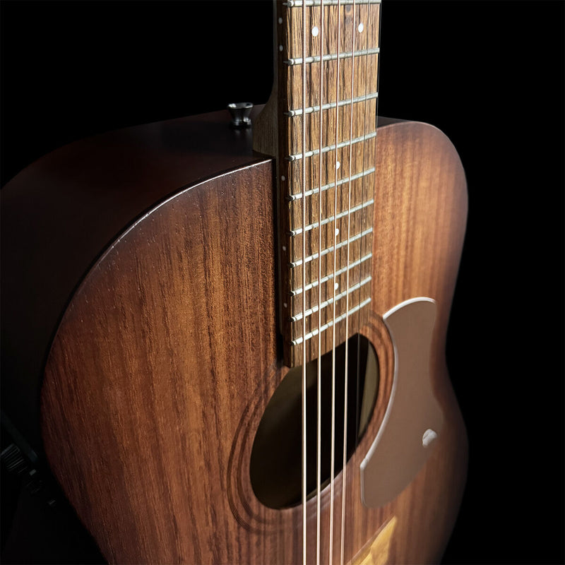 Pratley SL Dreadnought Solid Blackwood Top, Layered Araucaria Back & Sides w/ Pickup w/ Bag