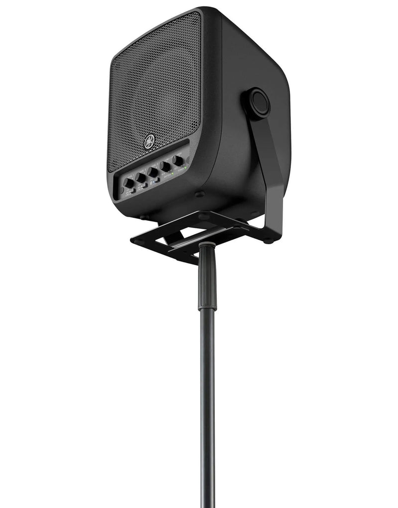 Yamaha STAGEPAS 100BTR Battery-Powered Portable PA System