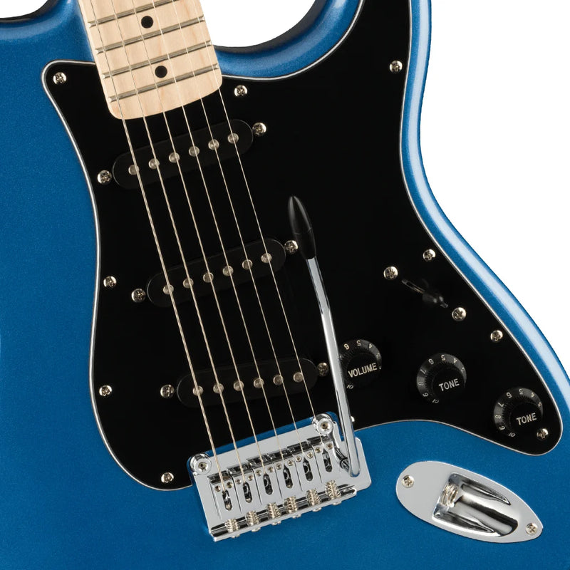 Affinity Series Stratocaster Maple Fretboard - Lake Placid Blue